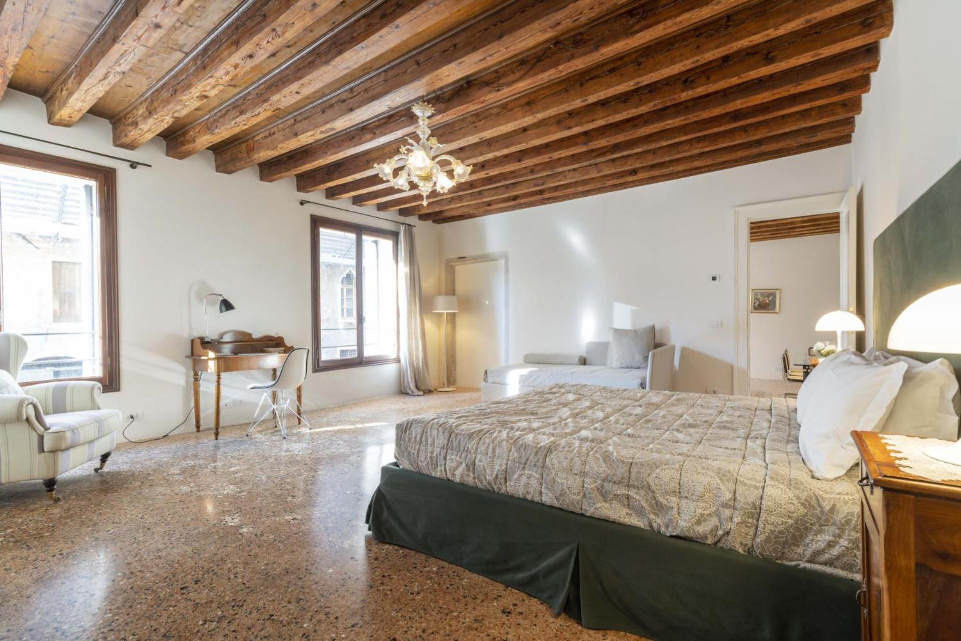 Sensale Apartamento